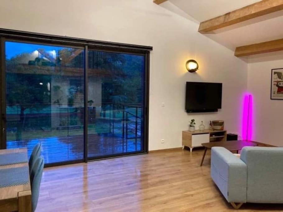 Appartement Le Loft Occitanie Sud de France à Ceilhes-et-Rocozels Extérieur photo